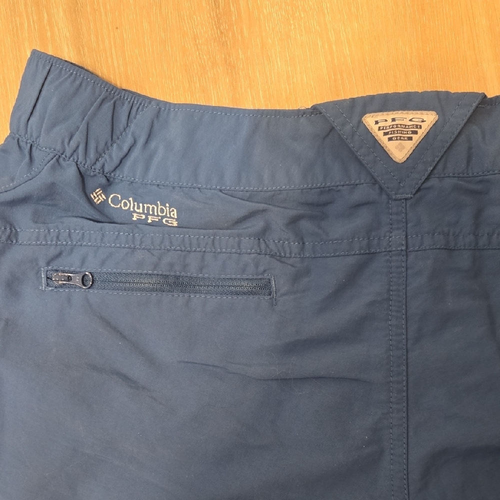 Columbia Women's Athletic Blue Shorts - Picture 5 of 6